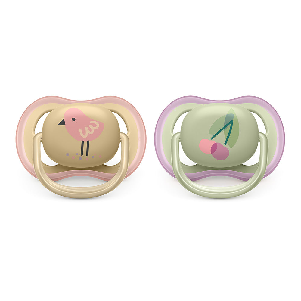 2 броя ортодонтични залъгалки Philips AVENT SCF085/13 Ultra Air с декорация Череши и Птица в кутия за стерилизиране
